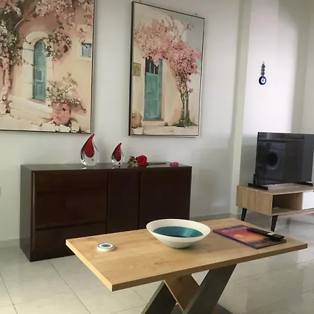 Emerald Cozy Apartament Rhodes City